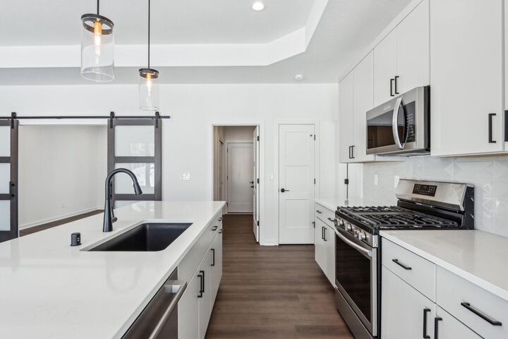 Property Photo:  755 Kohlwey Dr Lt26  WI 53024