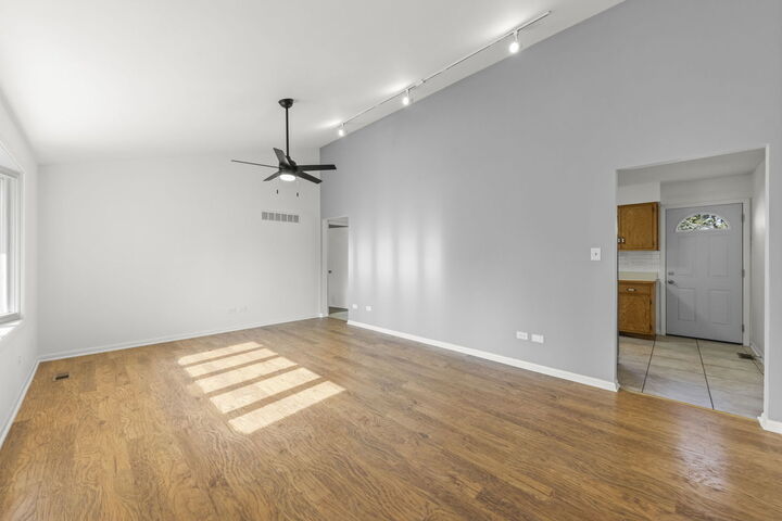 Property Photo: 2337 Golfview Drive IL 60435