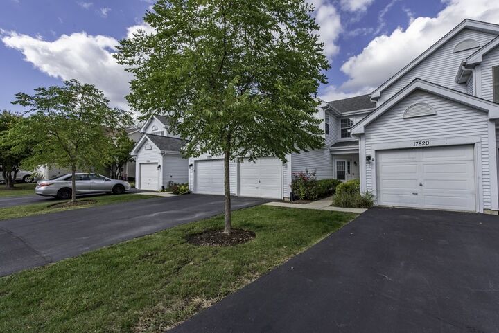 Property Photo: 17820 W Braewick Road IL 60031