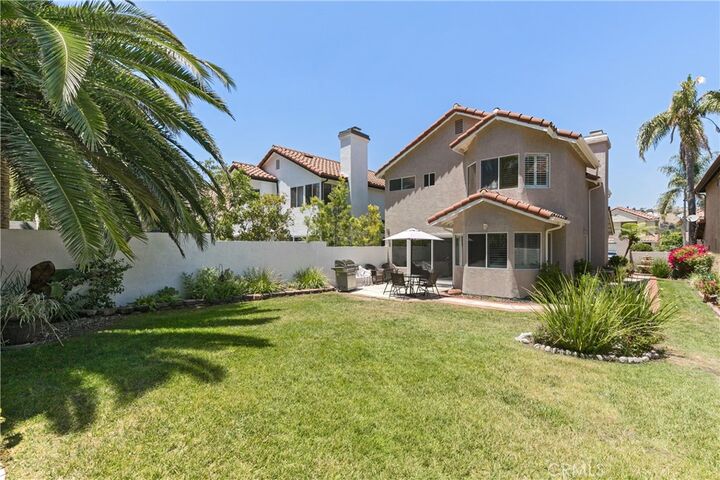 Property Photo:  24672 Calle Largo  CA 91302 