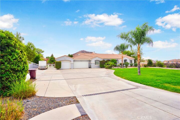Property Photo:  24006 Spencer Butte Drive  CA 92570 