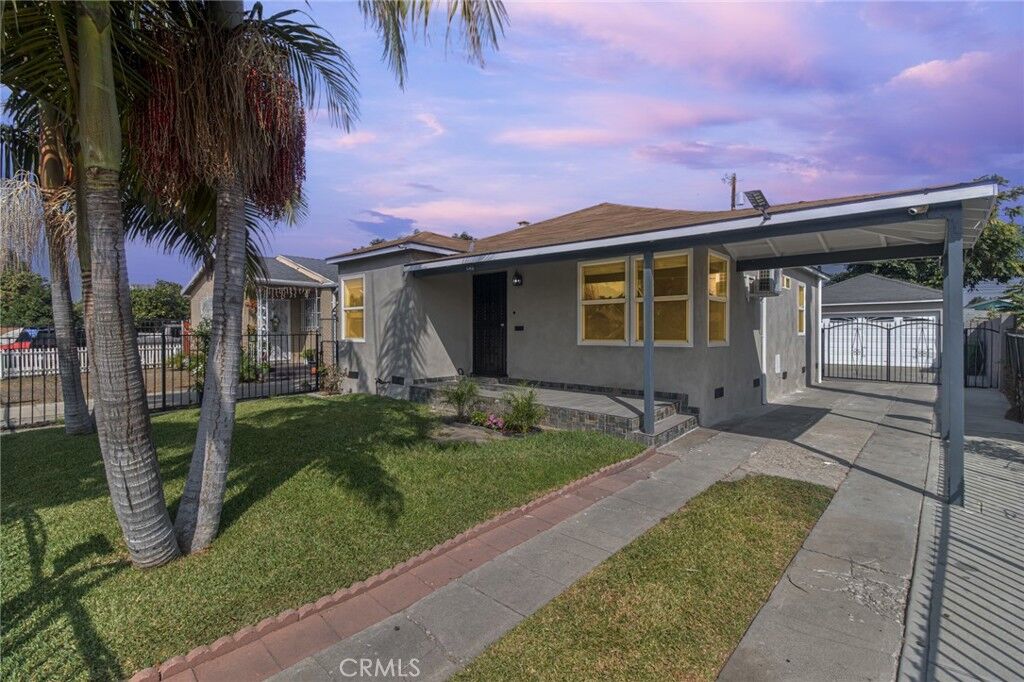 Property Photo:  645 E 98th Street  CA 90002 