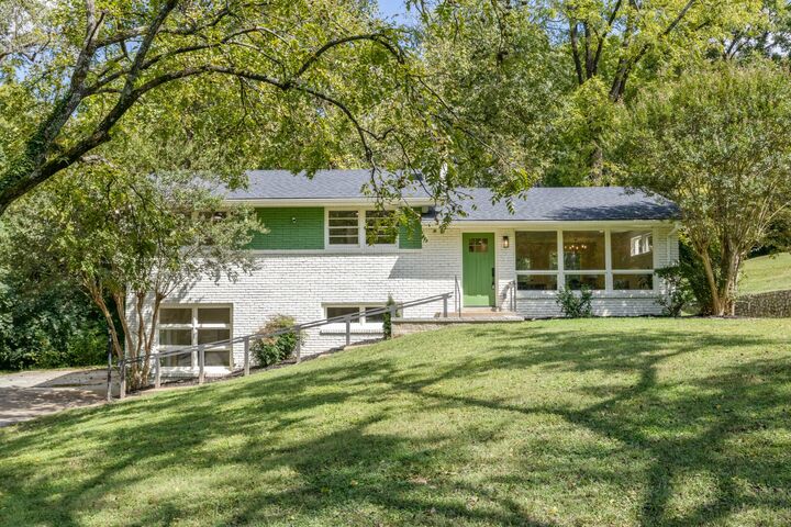 Property Photo: 740 Currey Rd TN 37217