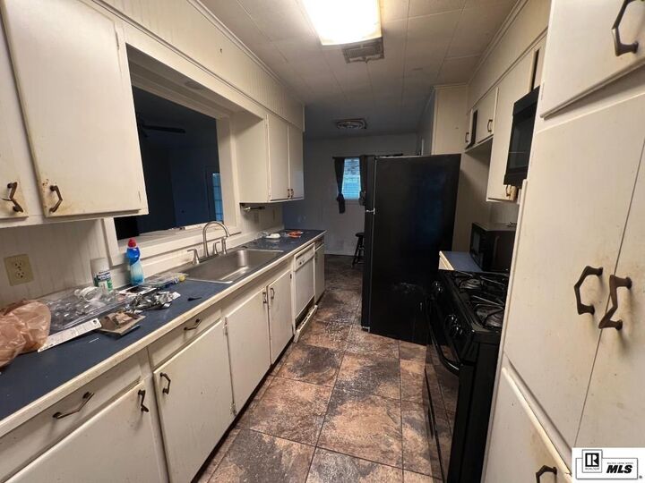 Property Photo:  802 Florence Street  LA 71291