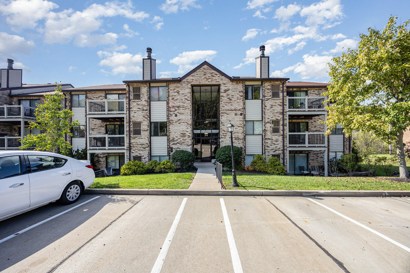 Property Photo: 14 Woodland Hills Drive KY 41071