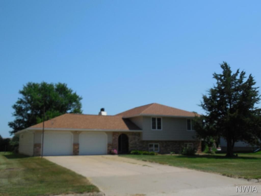 Property Photo:  142 Nimrod  IA 51052 