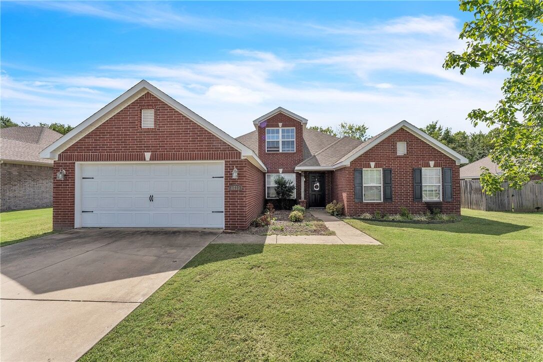 Property Photo: 11723 E Creek Lane AR 72730
