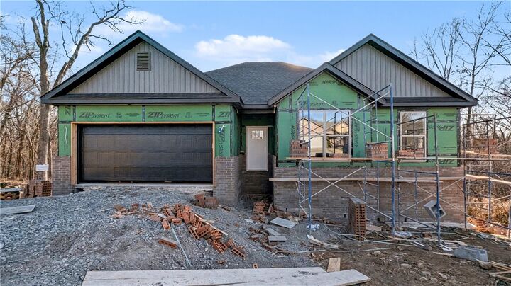 Property Photo: 34 Queensferry Drive AR 72715