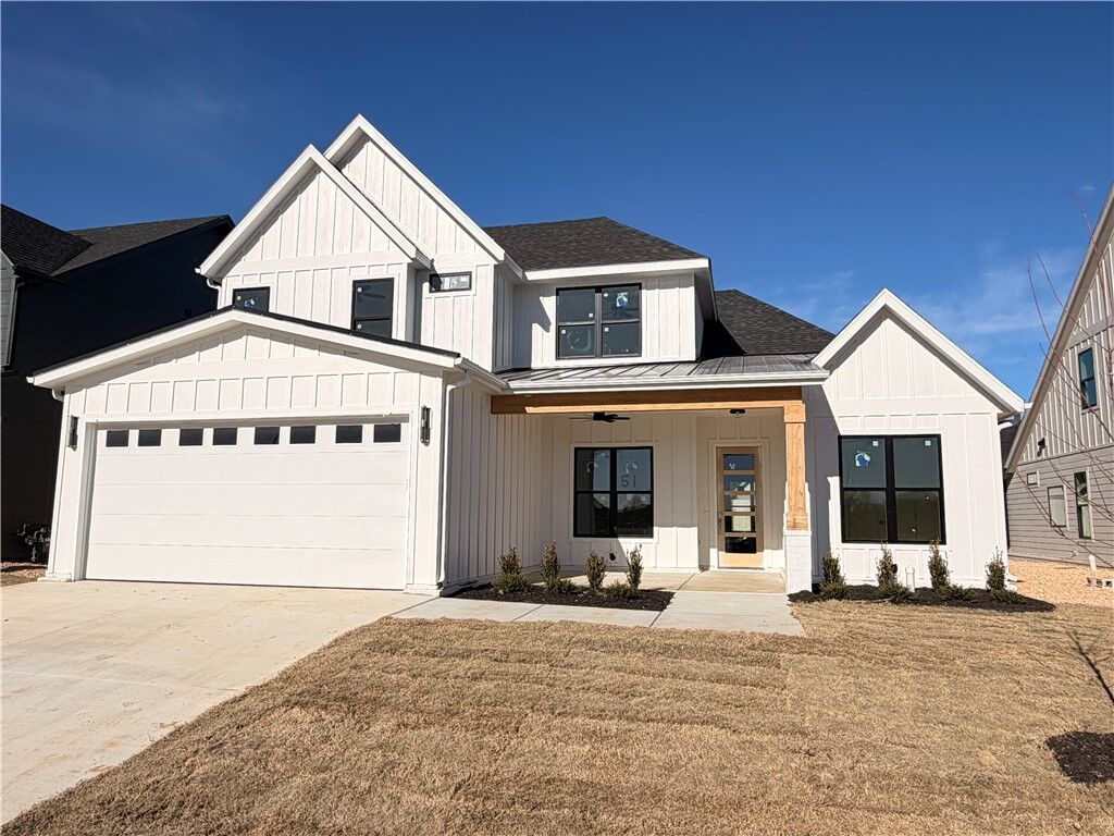 Property Photo: 4105 W Murfield Drive AR 72758