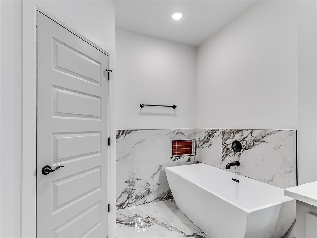 Property Photo: 8060 Longbow OK 73044