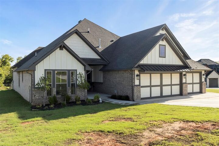 Property Photo:  1093 Wild Rye Court  OK 73010 