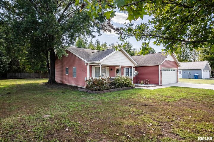Property Photo:  307 Noah Lane  IL 62918 
