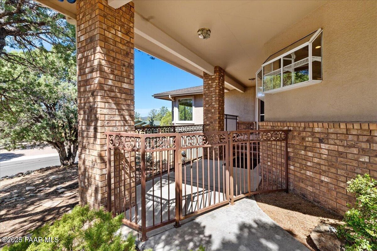 Property Photo:  430 High Chaparral Loop  AZ 86303 
