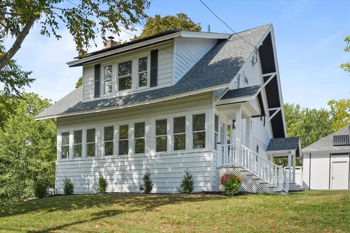 221 Pelham St  Methuen MA 01844 photo
