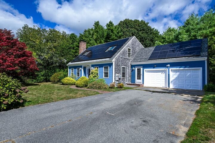 Property Photo:  17 Pinewood Dr  MA 02536 