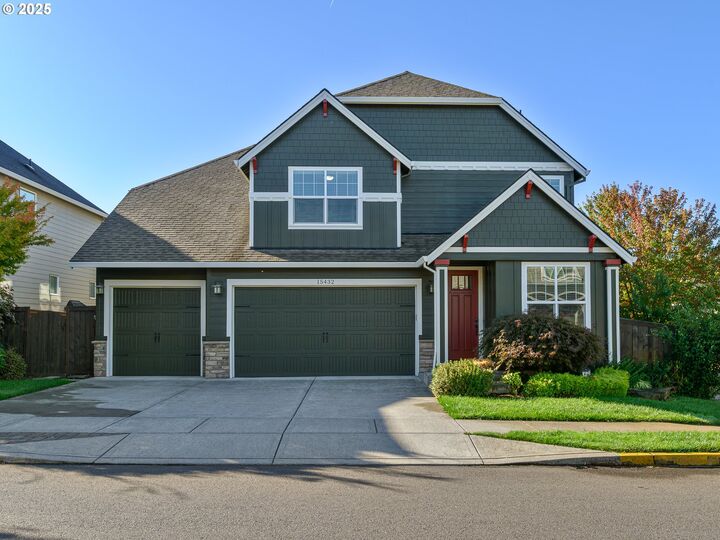 15432 SE Hidden Falls Dr  Clackamas OR 97015 photo