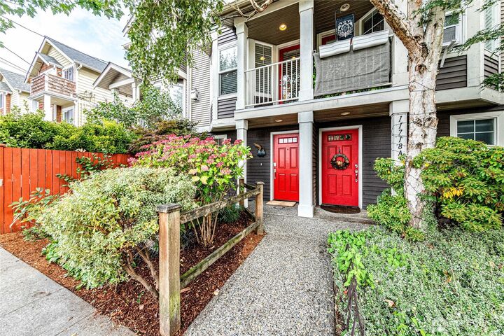 Property Photo:  11720  Greenwood Avenue N A  WA 98133 