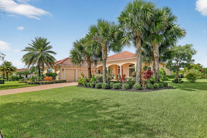 Property Photo: 2960 SW English Garden Drive FL 34990