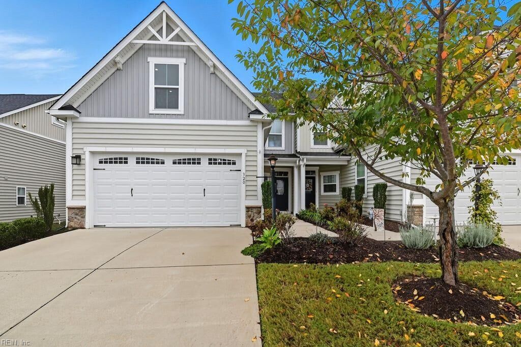 Property Photo: 320 Mershon Way VA 23185