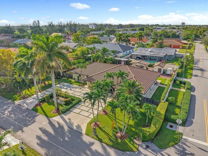 Property Photo:  9796 NW 28th Ter  FL 33172 