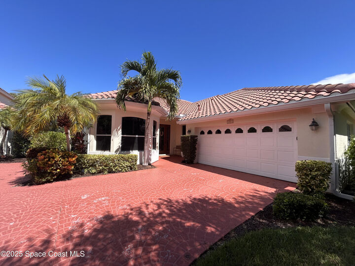 Property Photo:  202 Osprey Villas Court  FL 32951 