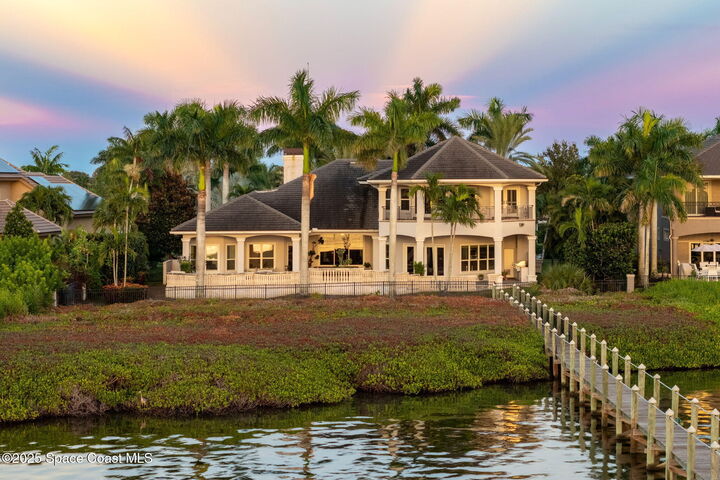 Property Photo:  327 Lansing Island Drive  FL 32937 