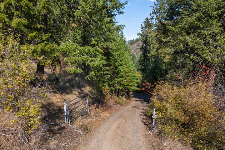 Property Photo:  17xx Orin Rice Rd  WA 99167 