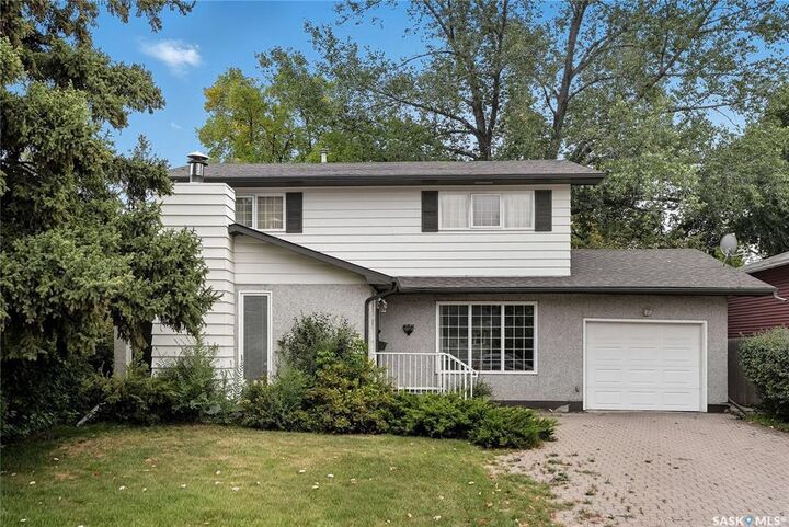 Property Photo:  11 Moxon Crescent  SK S7H 3B8 