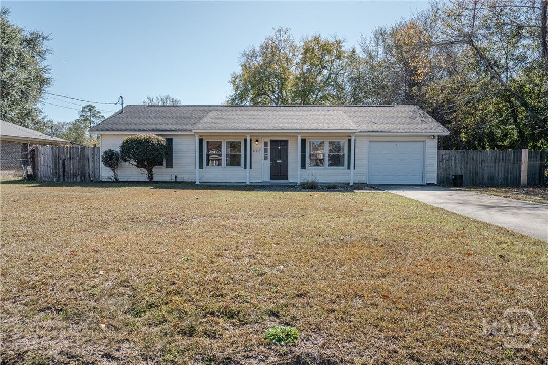 Property Photo:  617 Pineview Court  GA 31313 