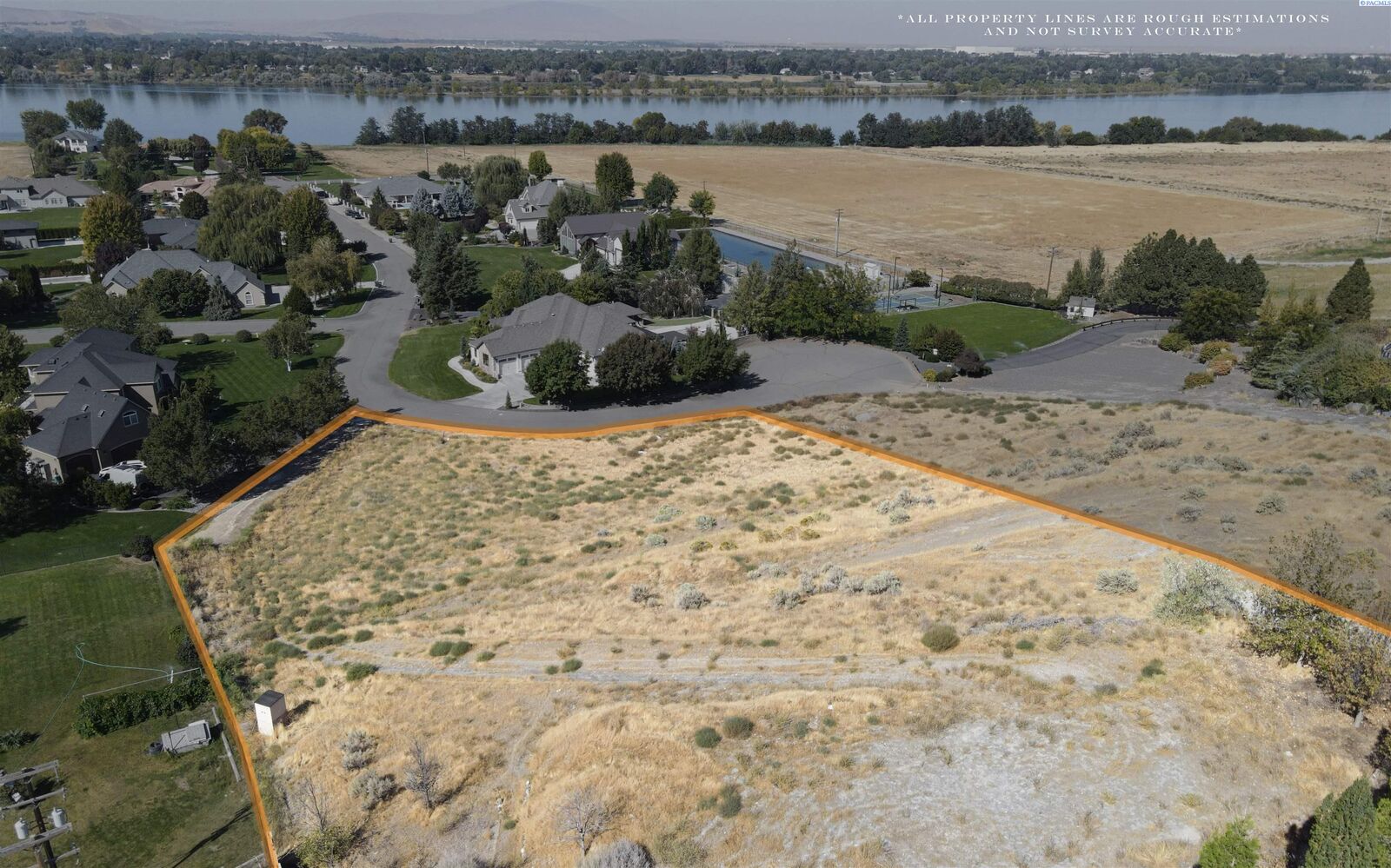 Property Photo: 12050 Hillcrest Dr WA 99301