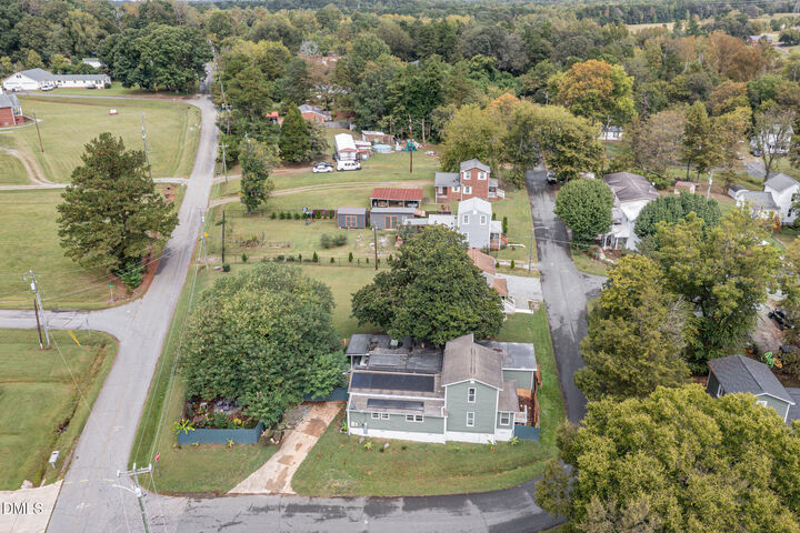 Property Photo:  201 Oakwood Dr  NC 27258 