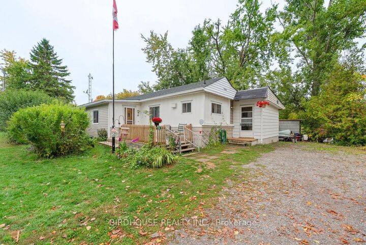 Property Photo:  10 Driftwood Crescent  ON K9V 0K1