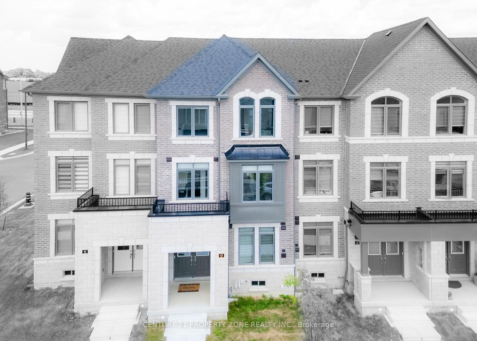 Photo de la propriété:  43 Camino Real Drive  ON L7C 1Z9 
