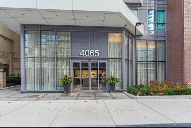 Property Photo:  4065 Confederation Parkway 3905  ON L5B 0L4 