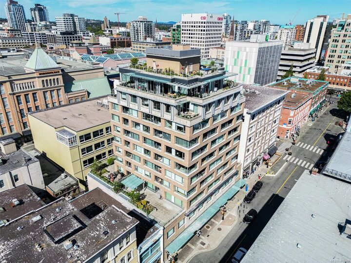 Property Photo: 608 Broughton St 504 BC V8W 1C7