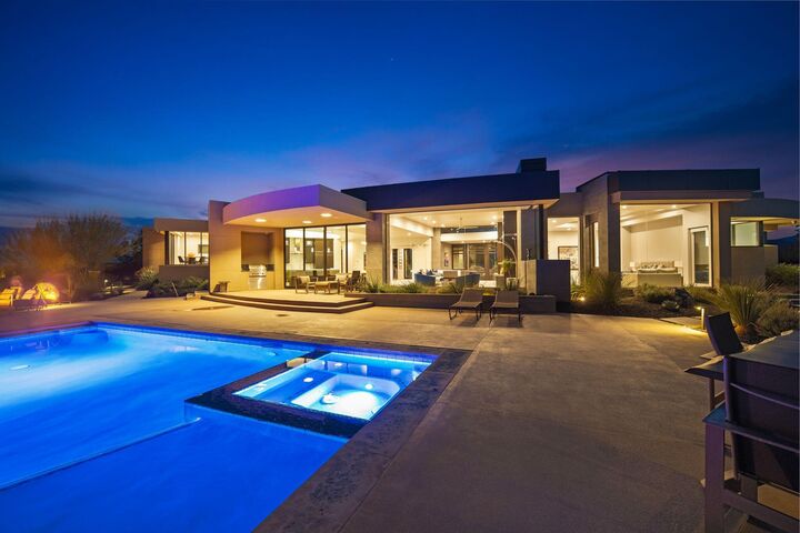 Property Photo: 2578 N Kiva Cir UT 84770