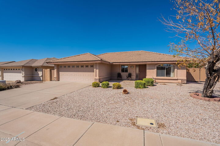 Property Photo: 11466 E Neville Avenue AZ 85209