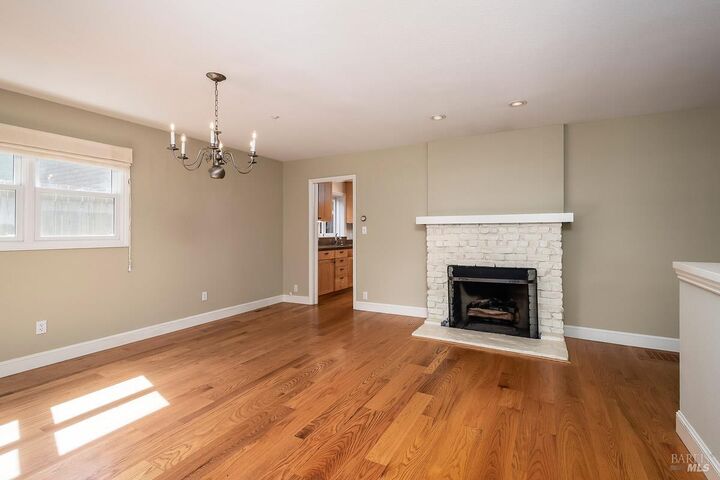 Property Photo:  9 Sunnyside Avenue  CA 94925 