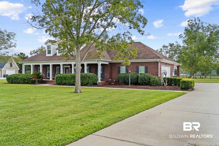 Property Photo: 12814 Dominion Drive AL 36532