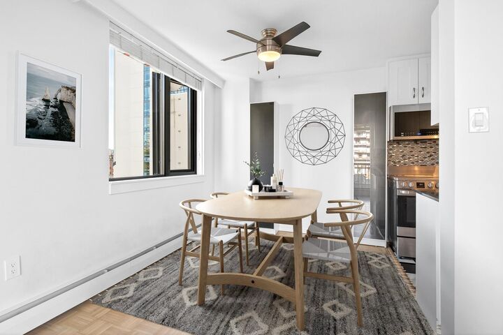 Photo de la propriété:  1330 Harwood Street 804  BC V6E 1S8 