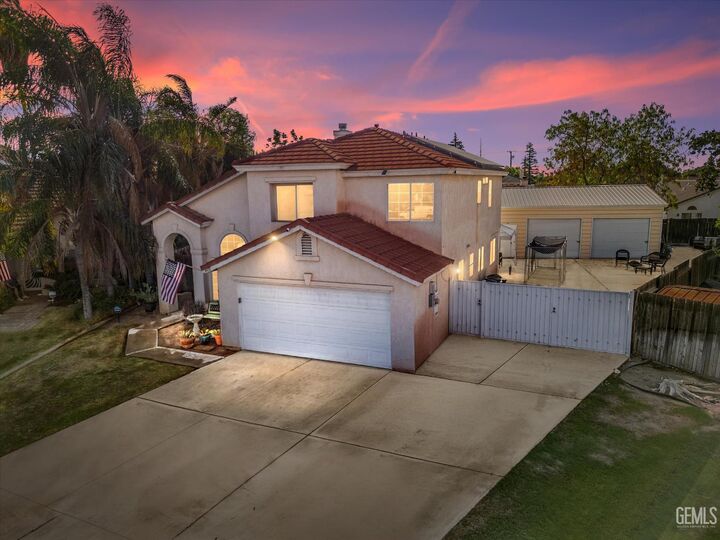 3910 Four Seasons Court  Bakersfield CA 93313 photo