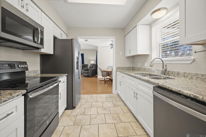 Property Photo:  12023 Elva Dr  LA 70816