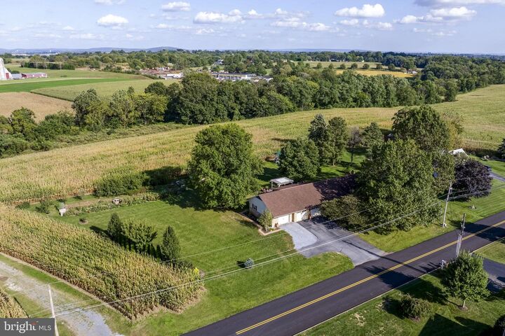 671 Snyder Hill Road  Lititz PA 17543 photo