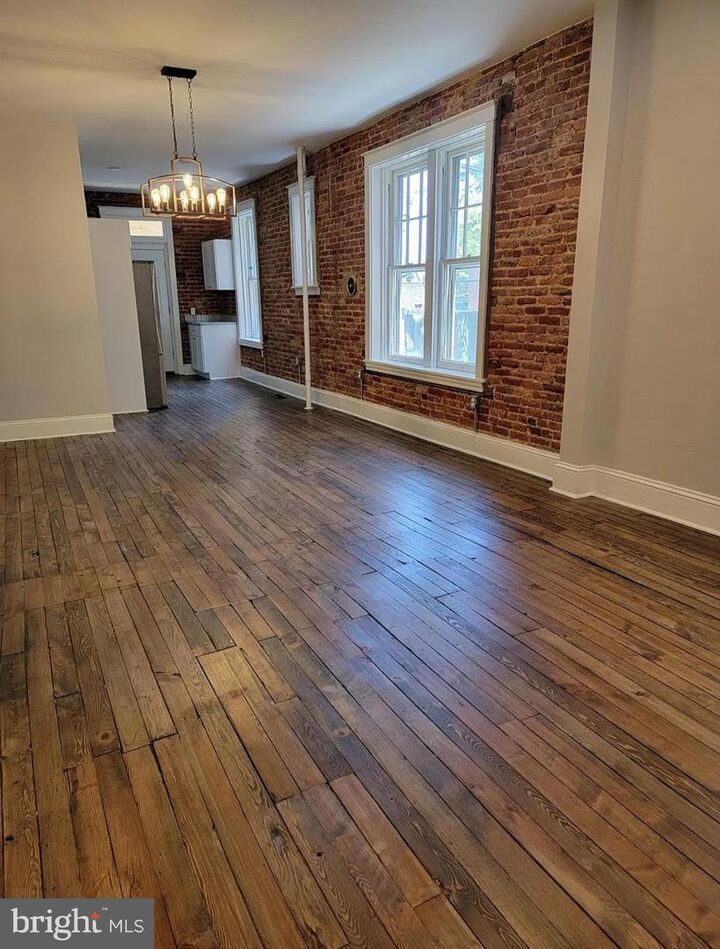 Property Photo:  125 E Lemon Street  PA 17602 