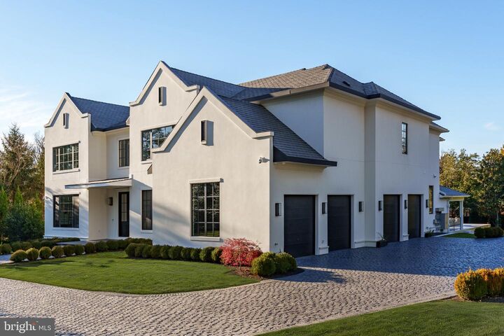 Property Photo:  1102 Chain Bridge Road  VA 22101 