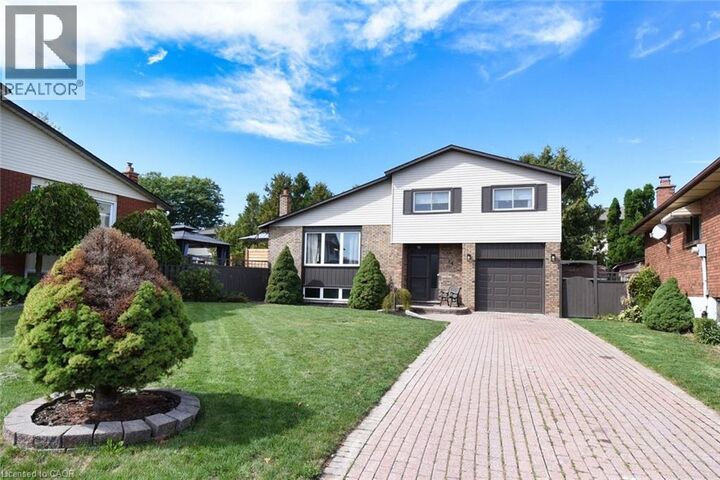 Property Photo:  14 Basin Crescent  ON L8T 4W8 