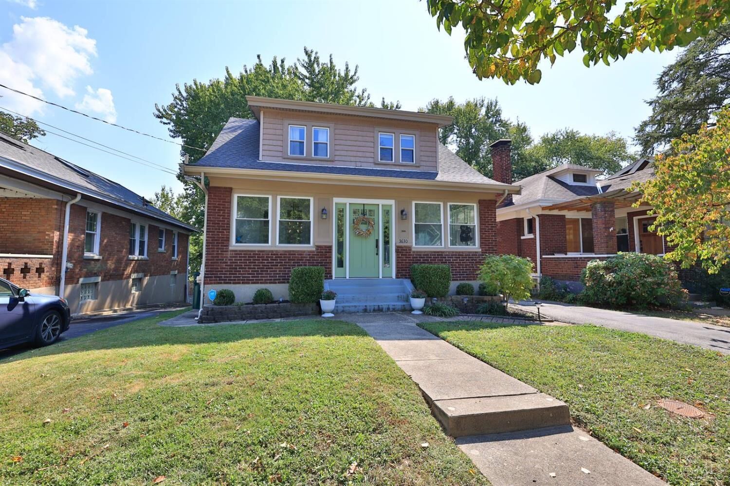 Property Photo:  3630 Bellecrest Avenue  OH 45208 