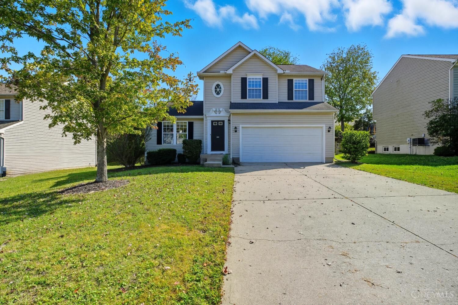 Property Photo:  938 Whispering Pine Way  OH 45036 