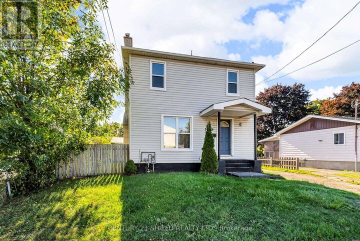 Property Photo:  1606 Pitt Street  ON K6J 3V2 