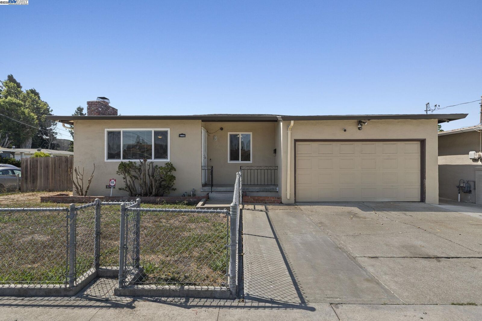 Property Photo:  19665 Royal Ave  CA 94541 